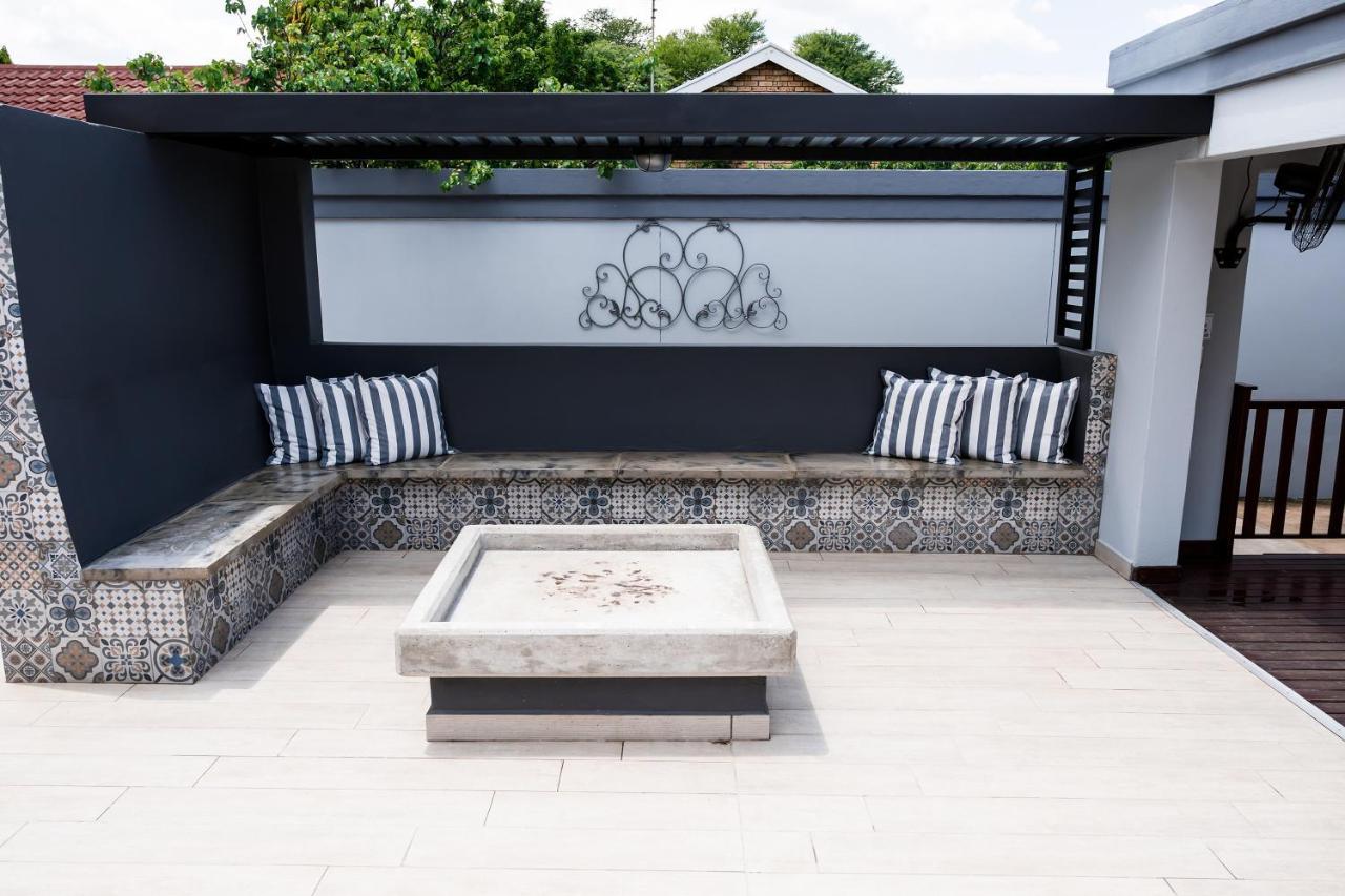 Villa Gracia Guesthouse เคลิร์กสดอร์ป ภายนอก รูปภาพ