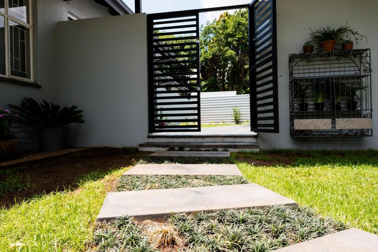 Villa Gracia Guesthouse เคลิร์กสดอร์ป ภายนอก รูปภาพ